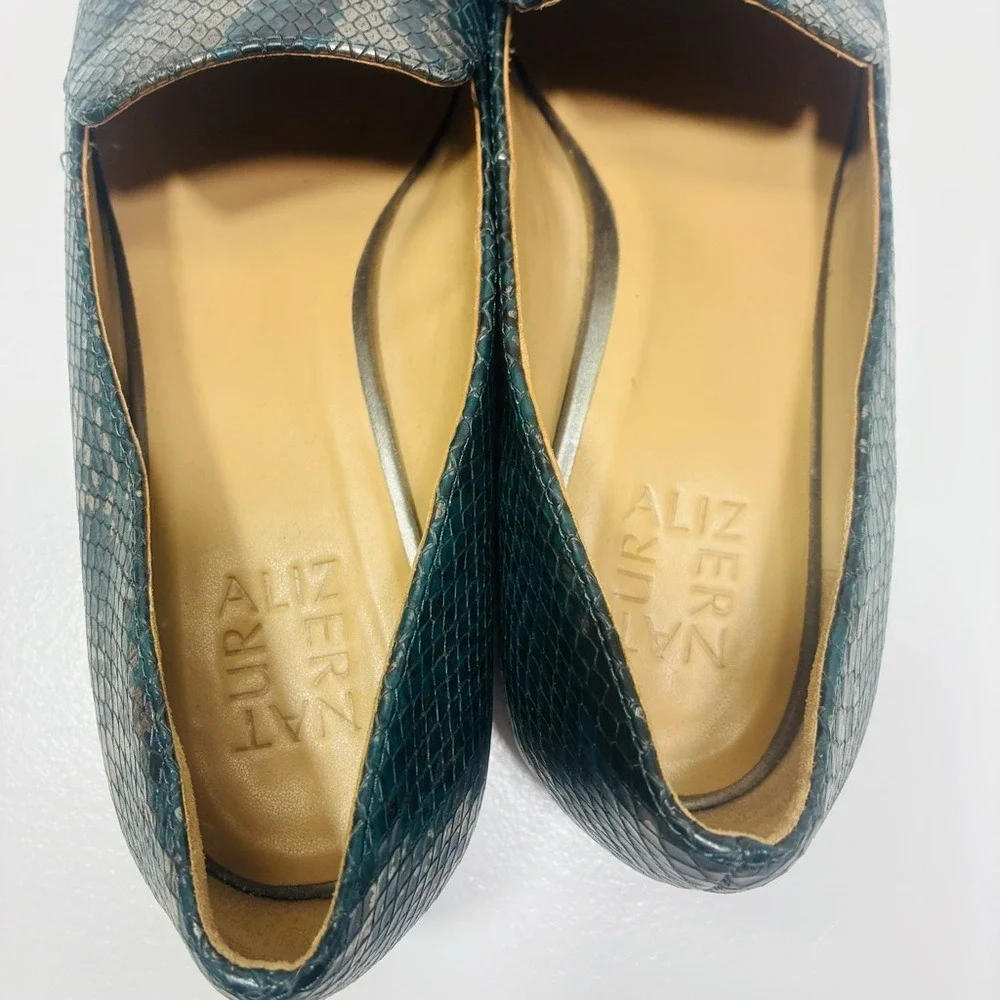 Naturalizer Women Slip-on Loafer 9M Snakeskin Embossed Low Heel Office Career‎